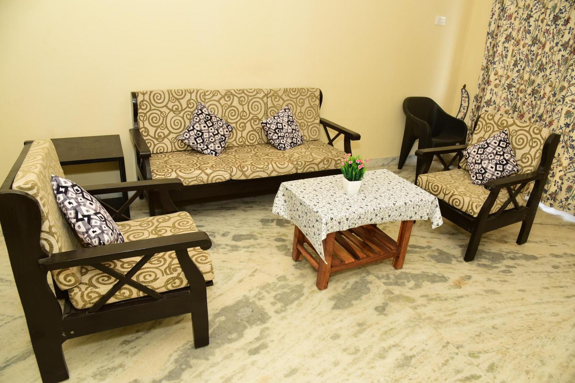 Coconut Grove Holiday Apartment Варка Экстерьер фото